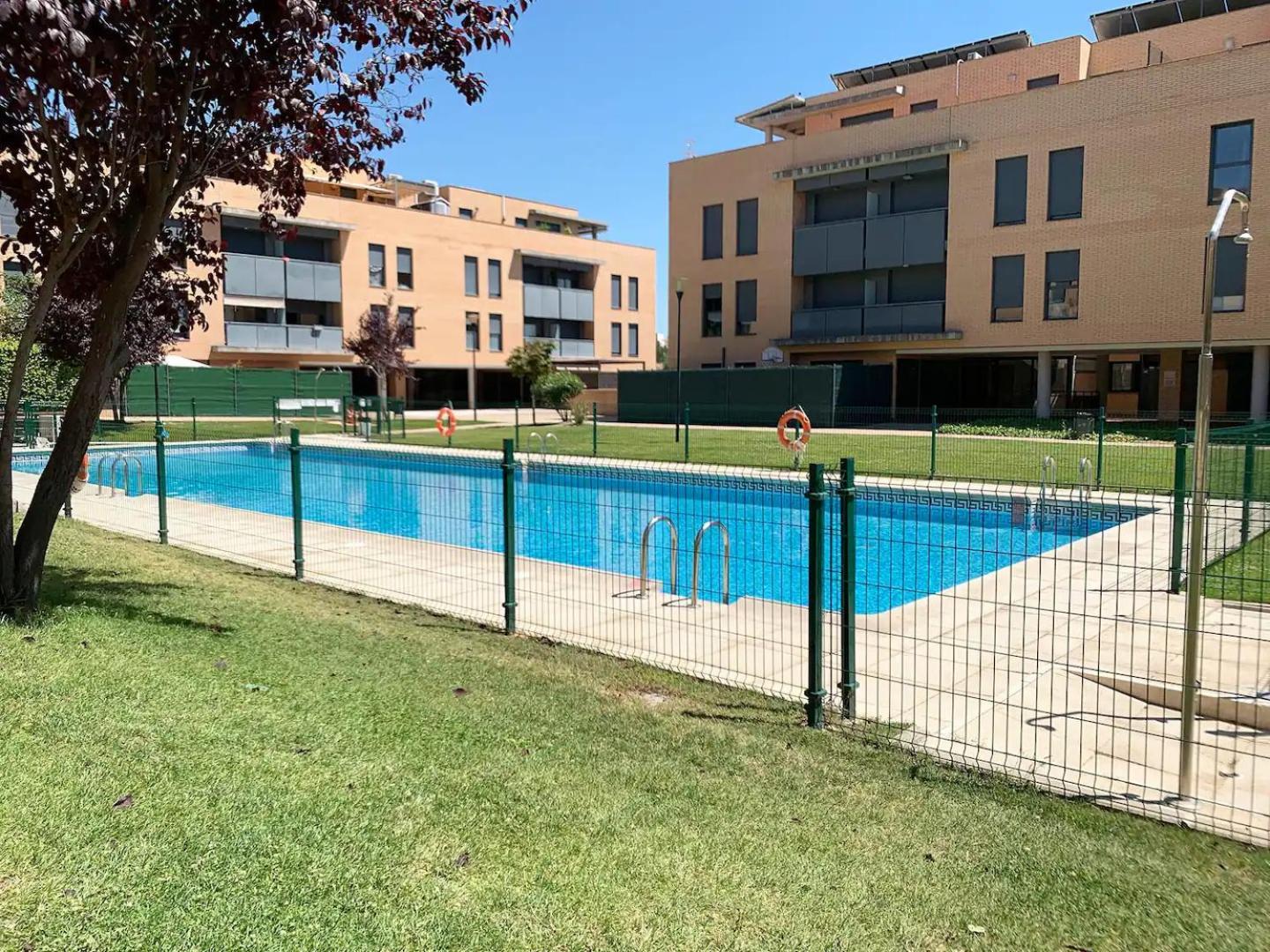 Lujoso Apartamento 3 Camas Piscina Parque Garaje Las Rozas Familiar Tranquilo Exteriör bild